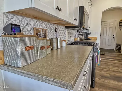 Kitchen - 2709 44th Ave W, Williston, ND 58801 photo 5 of 5