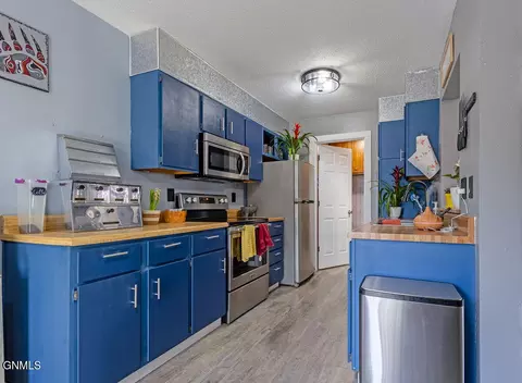 Kitchen - 2601 17th Ct W, Williston, ND 58801 photo 1 of 3