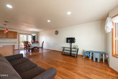 Living - 3432 Crocus Ave, Bismarck, ND 58501 photo 2 of 6