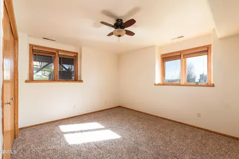 Bedroom - 3432 Crocus Ave, Bismarck, ND 58501 photo 1 of 4
