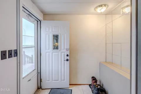 1648 Pennsylvania Ave, Bismarck, ND 58504