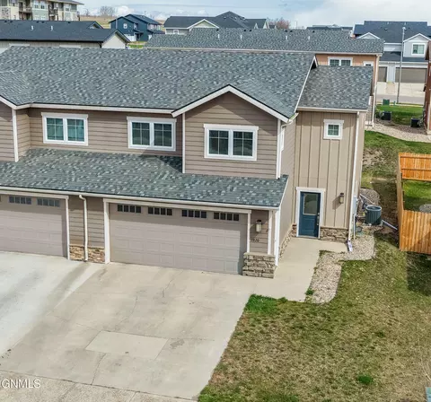 2820 27th St W, Williston, ND 58801