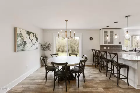 Dining - 3115 11th Ave E, Williston, ND 58801 photo 1 of 4