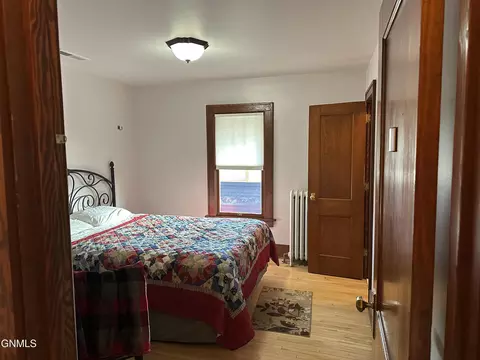 Bedroom - 137 3rd Ave NE, Garrison, ND 58540 photo 6 of 10