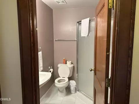 Bath - 137 3rd Ave NE, Garrison, ND 58540 photo 4 of 6