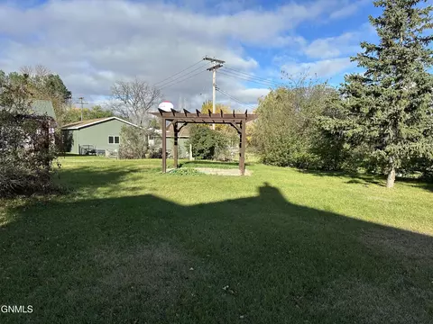 Exterior - 137 3rd Ave NE, Garrison, ND 58540 photo 5 of 17
