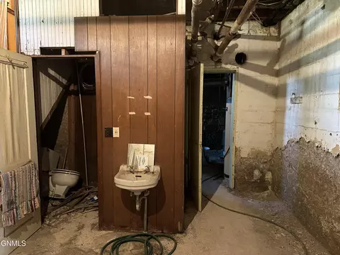 Bath - 137 3rd Ave NE, Garrison, ND 58540 photo 6 of 6