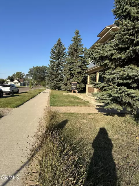 Exterior - 137 3rd Ave NE, Garrison, ND 58540 photo 3 of 17