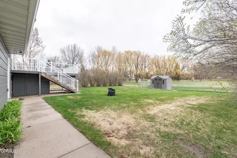 Exterior - 12 Stanley Dr, Lincoln, ND 58504 photo 3 of 5
