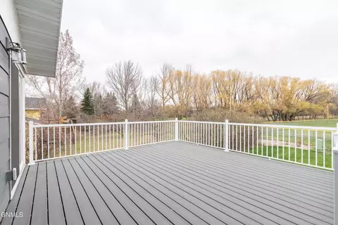 Exterior - 12 Stanley Dr, Lincoln, ND 58504 photo 1 of 5