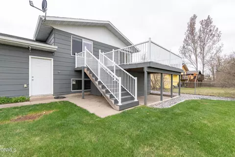 Exterior - 12 Stanley Dr, Lincoln, ND 58504 photo 5 of 5