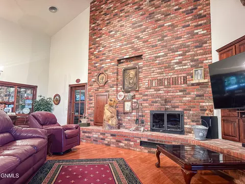 Living - 679 38th Ave NE, Bowdon, ND 58418 photo 1 of 5