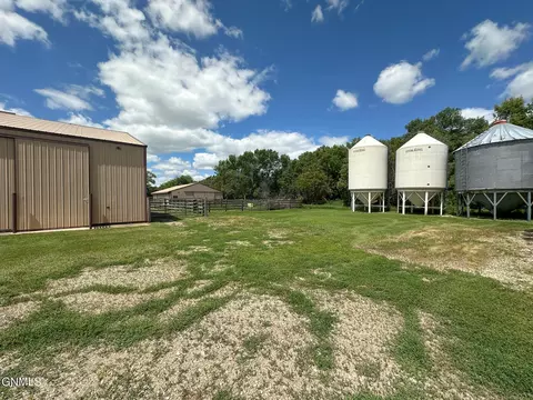 Exterior - 679 38th Ave NE, Bowdon, ND 58418 photo 14 of 35