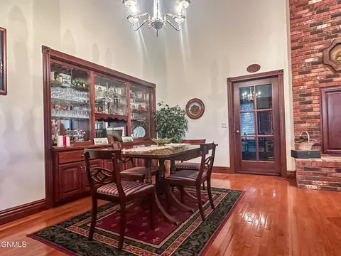 Dining - 679 38th Ave NE, Bowdon, ND 58418 photo 3 of 3