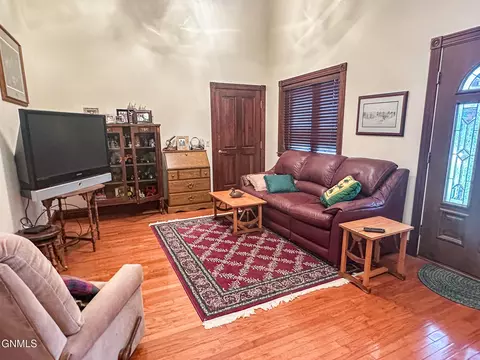 Living - 679 38th Ave NE, Bowdon, ND 58418 photo 3 of 5