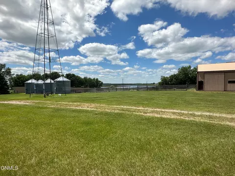 Exterior - 679 38th Ave NE, Bowdon, ND 58418 photo 18 of 35
