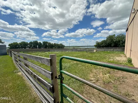Exterior - 679 38th Ave NE, Bowdon, ND 58418 photo 6 of 35