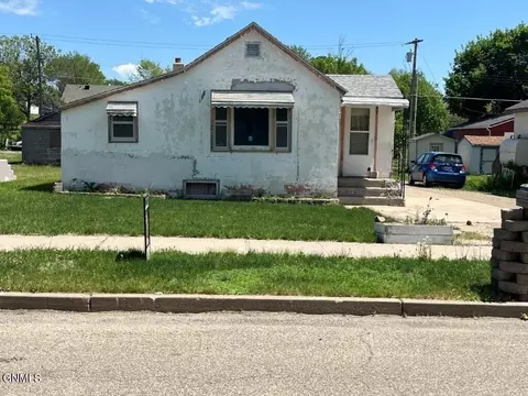 710 3rd Ave E, Mobridge, SD 57601