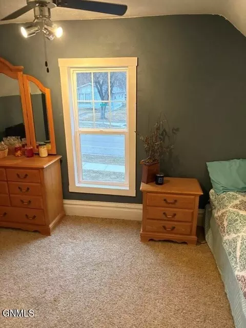 Bedroom - 615 4th Ave E, Mobridge, SD 57601 photo 5 of 8