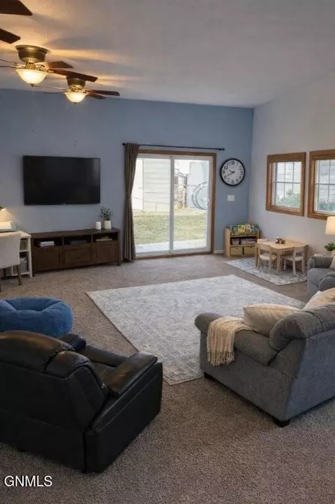 Living - 615 4th Ave E, Mobridge, SD 57601 photo 2 of 2
