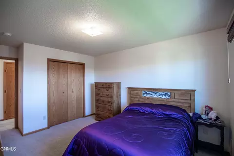 Bedroom - 715 Brome Loop, Bismarck, ND 58503 photo 4 of 7