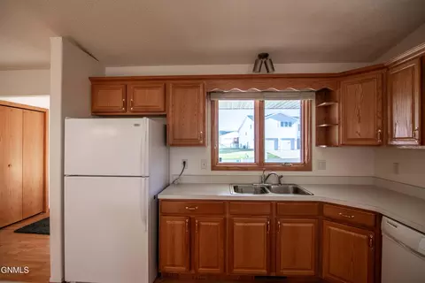 Kitchen - 715 Brome Loop, Bismarck, ND 58503 photo 3 of 3