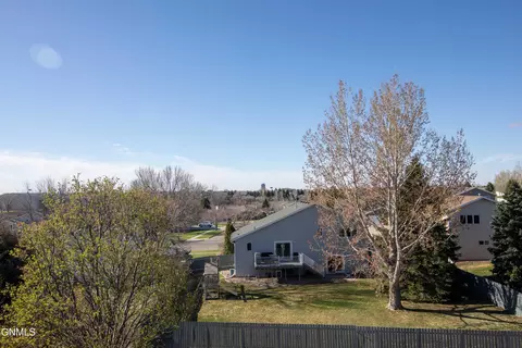 View/Area - 715 Brome Loop, Bismarck, ND 58503 photo 1 of 1