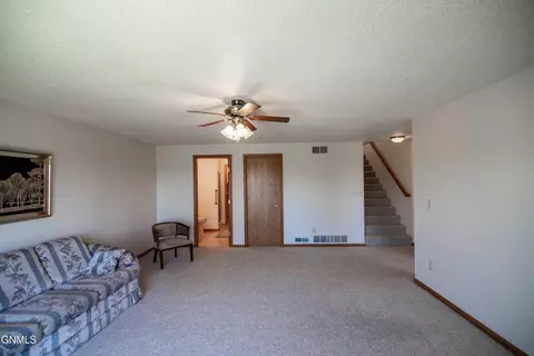 Living - 715 Brome Loop, Bismarck, ND 58503 photo 6 of 6