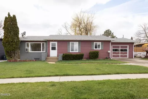 319 Park St N, Hebron, ND 58638