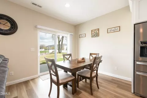Dining - 2425 Water Park Loop SE, Mandan, ND 58554 photo 1 of 1