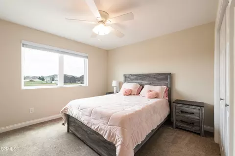 Bedroom - 2425 Water Park Loop SE, Mandan, ND 58554 photo 4 of 4