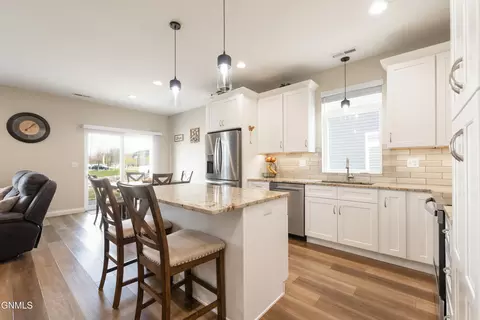 Kitchen - 2425 Water Park Loop SE, Mandan, ND 58554 photo 1 of 4