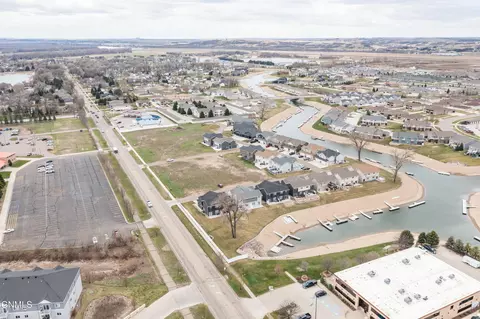 View/Area - 2425 Water Park Loop SE, Mandan, ND 58554 photo 5 of 8