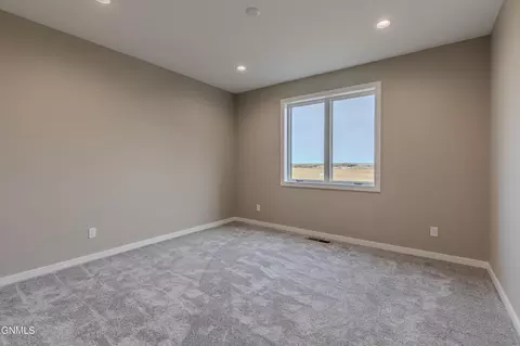 Bedroom - 3607 Silver Leaf Ave, Mandan, ND 58554 photo 4 of 4