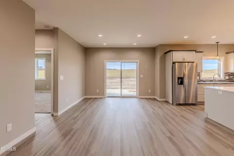Living - 3607 Silver Leaf Ave, Mandan, ND 58554 photo 2 of 2