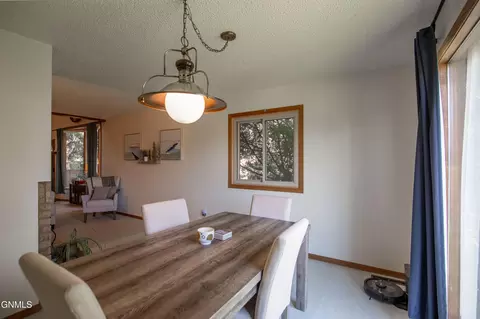 Dining - 414 E Brandon Dr, Bismarck, ND 58503 photo 2 of 3