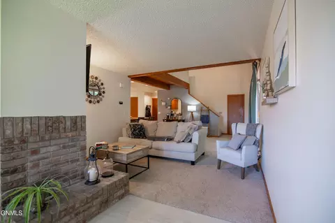 Living - 414 E Brandon Dr, Bismarck, ND 58503 photo 1 of 5