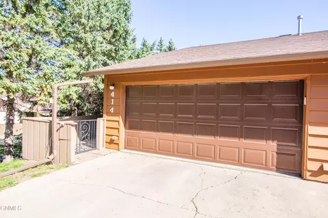 414 E Brandon Dr, Bismarck, ND 58503