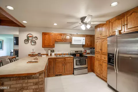 Kitchen - 414 E Brandon Dr, Bismarck, ND 58503 photo 2 of 2
