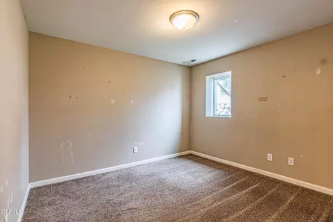 Bedroom - 801 Bremner Ave, Bismarck, ND 58503 photo 7 of 8