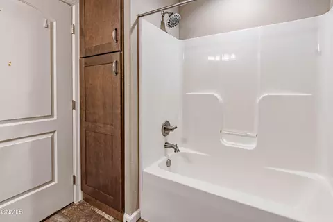 Bath - 801 Bremner Ave, Bismarck, ND 58503 photo 2 of 5
