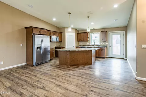 Kitchen - 801 Bremner Ave, Bismarck, ND 58503 photo 1 of 3
