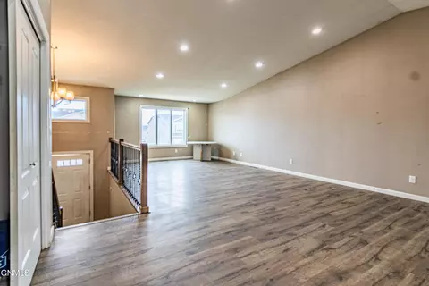 Living - 801 Bremner Ave, Bismarck, ND 58503 photo 4 of 5
