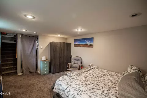 Bedroom - 211 9th Ave NE, Mandan, ND 58554 photo 2 of 3