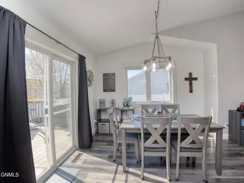 Dining - 1914 17th Ct W, Williston, ND 58801 photo 1 of 1