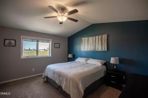 Bedroom - 608 14th St SE, Mandan, ND 58554 photo 1 of 6