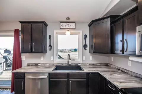 Kitchen - 608 14th St SE, Mandan, ND 58554 photo 1 of 4