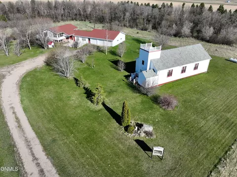 9537 38th Ave SE, Venturia, ND 58413