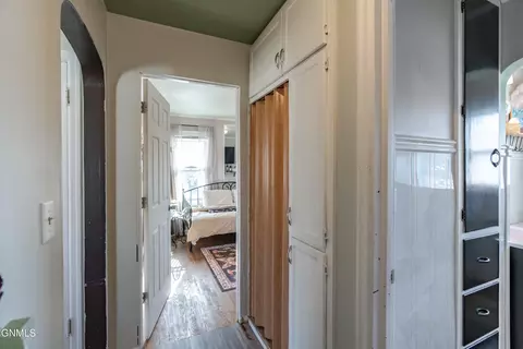 Entry Way - 1407 Thayer Ave, Bismarck, ND 58501 photo 5 of 10