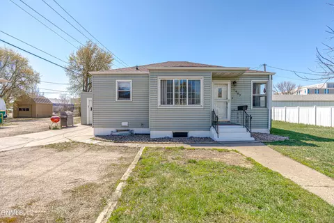 Exterior - 1407 Thayer Ave, Bismarck, ND 58501 photo 2 of 5